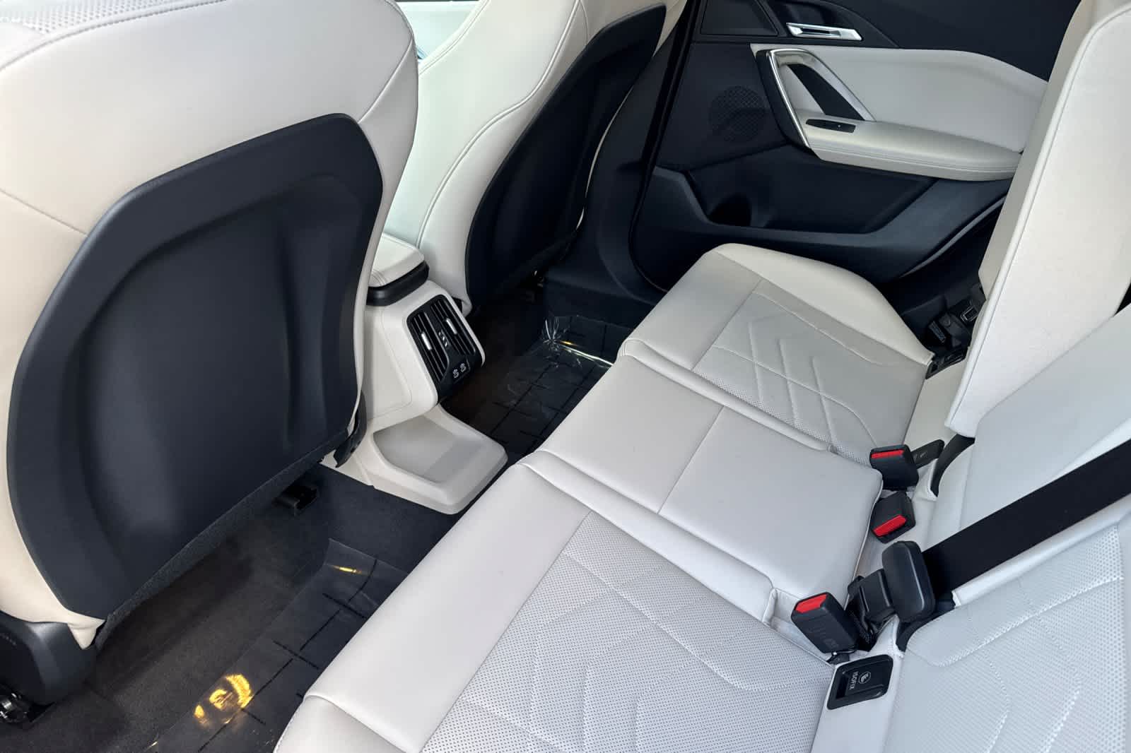 2025 Bmw X1 XDrive28i photo 4