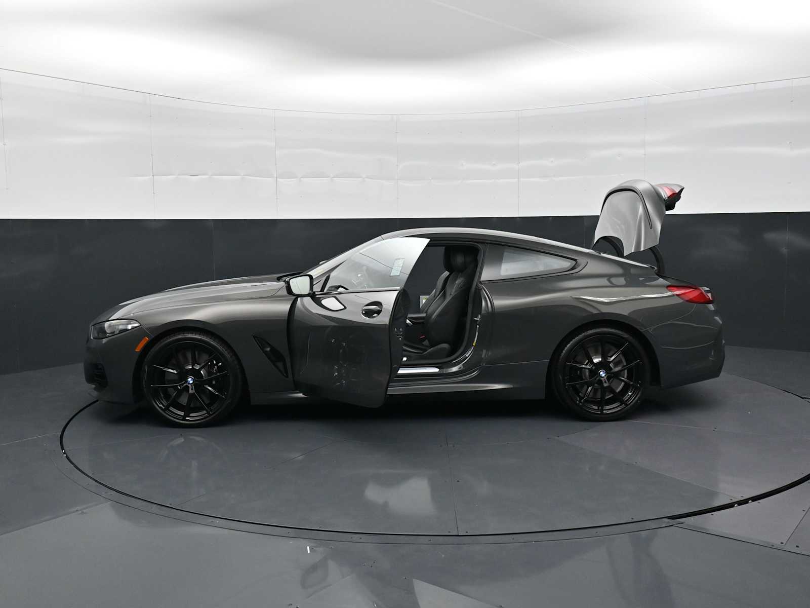2023 BMW 8 Series 840i - Photo 36