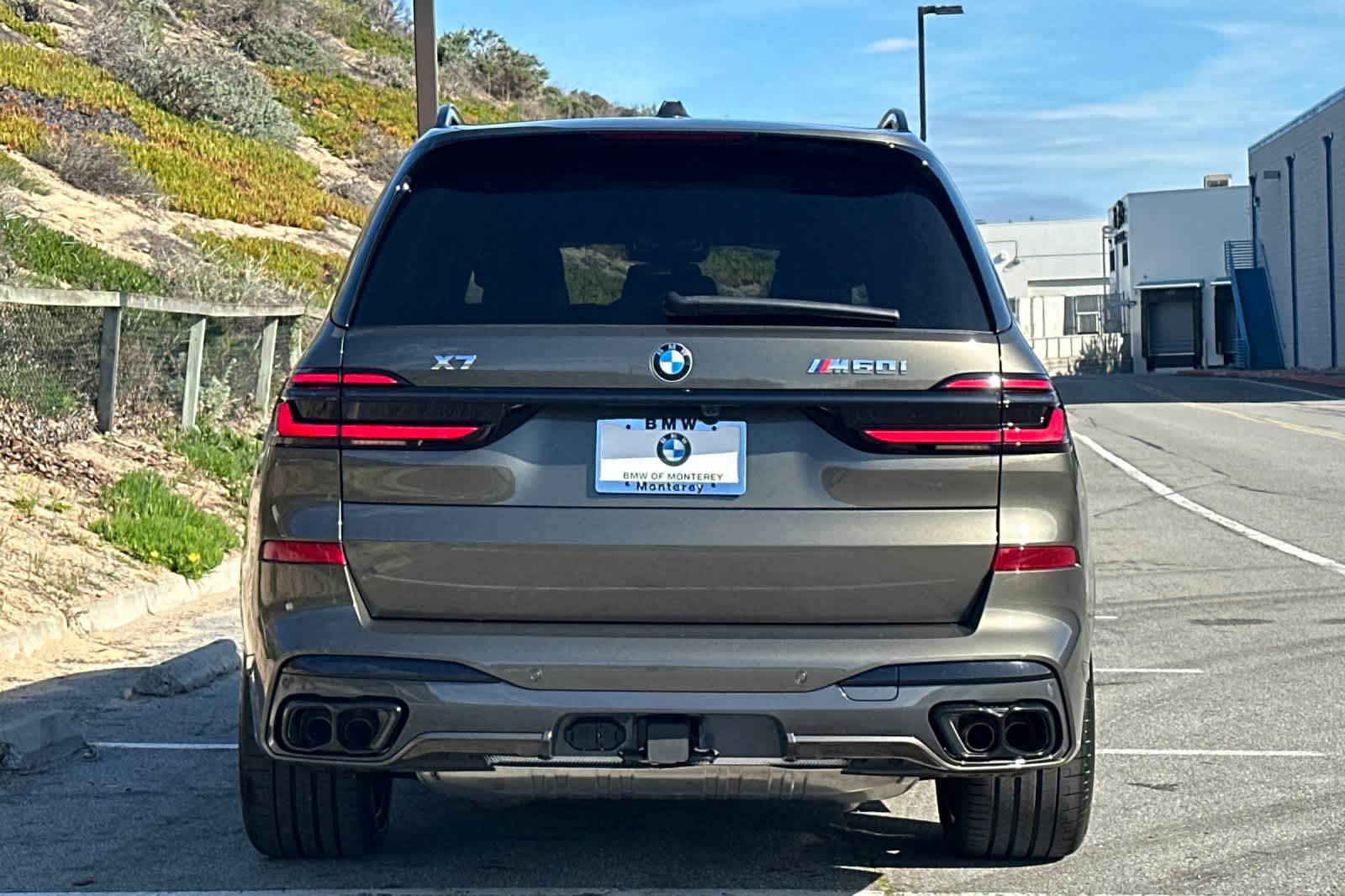 Thumbnail: 2026 BMW X7 - 7