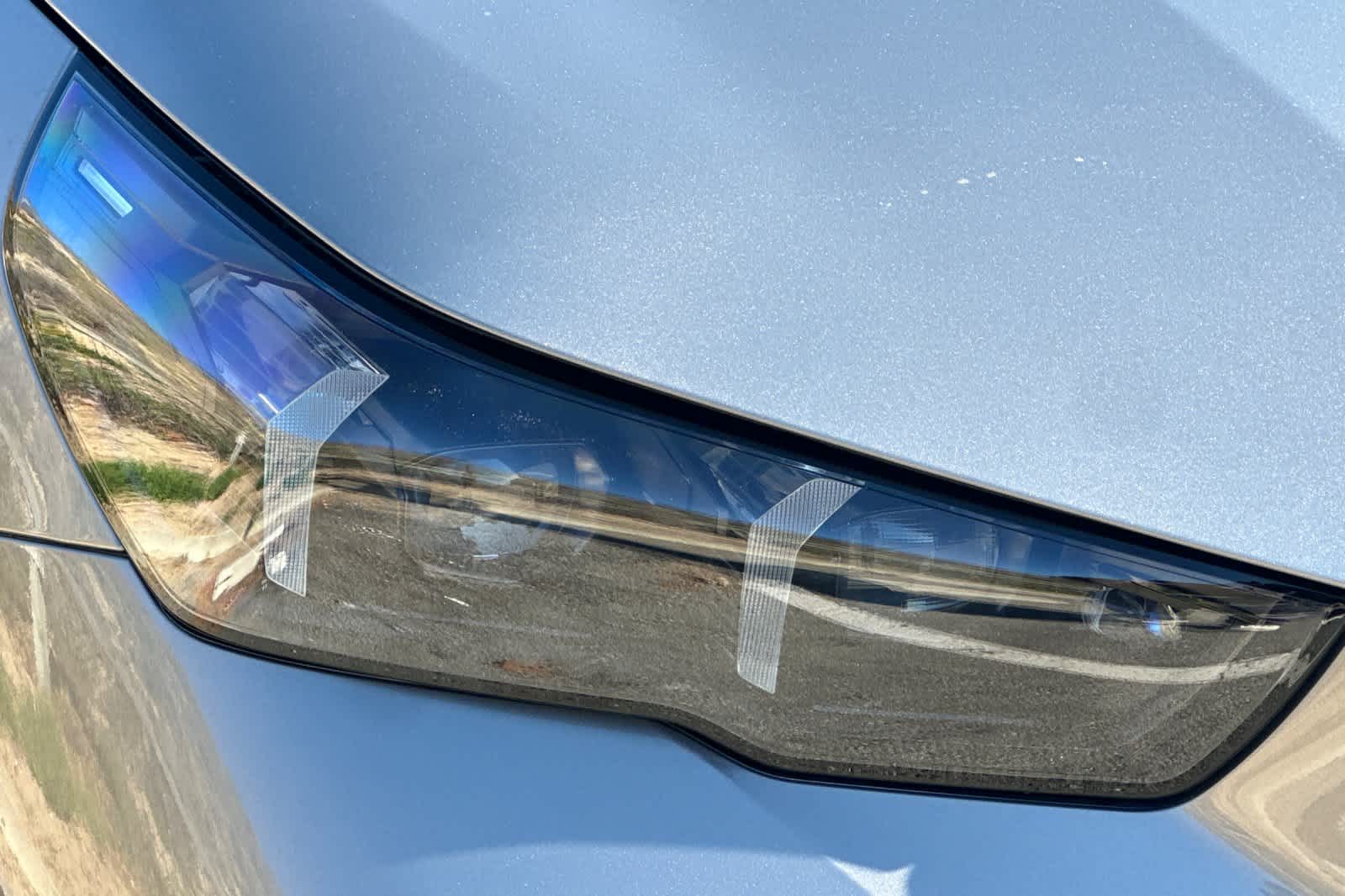 Thumbnail: 2026 BMW i5 - 34