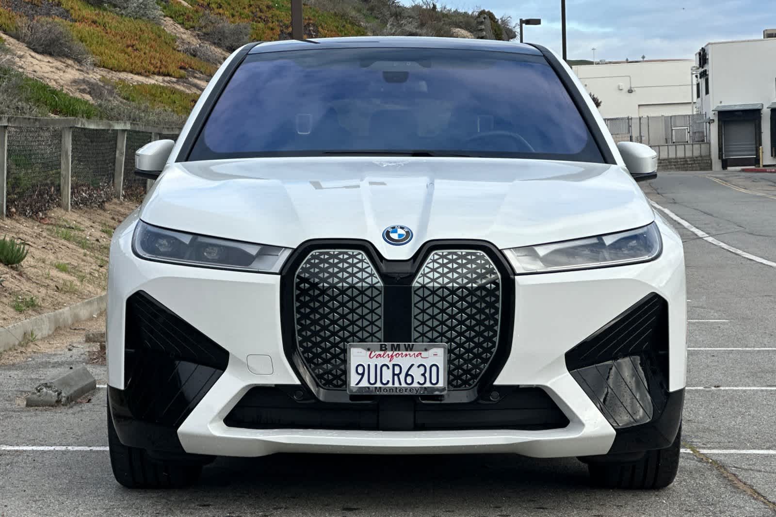 Thumbnail: 2025 BMW iX - 10