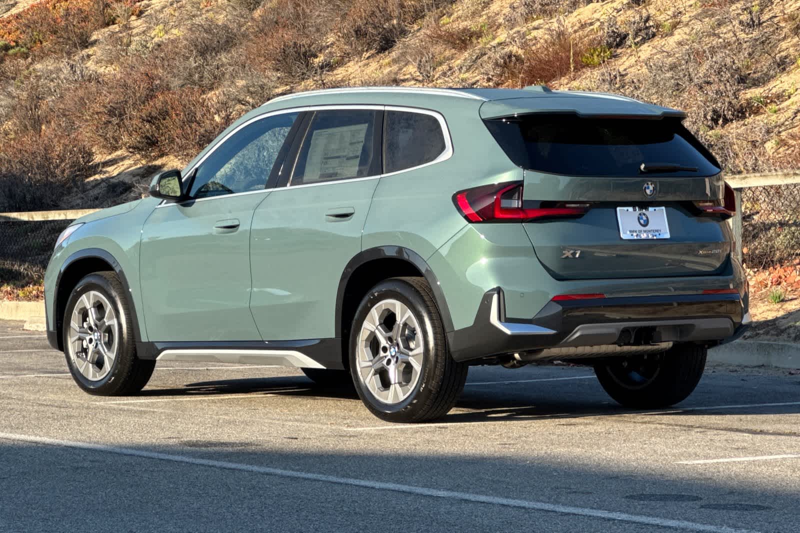 Thumbnail: 2026 BMW X1 - 6