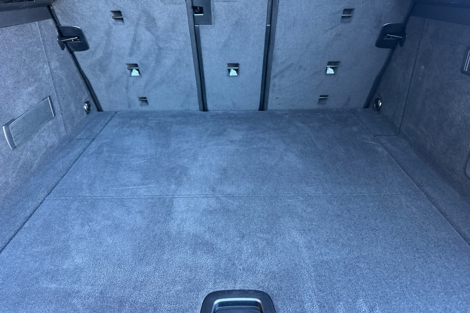 Thumbnail: 2025 BMW iX - 16