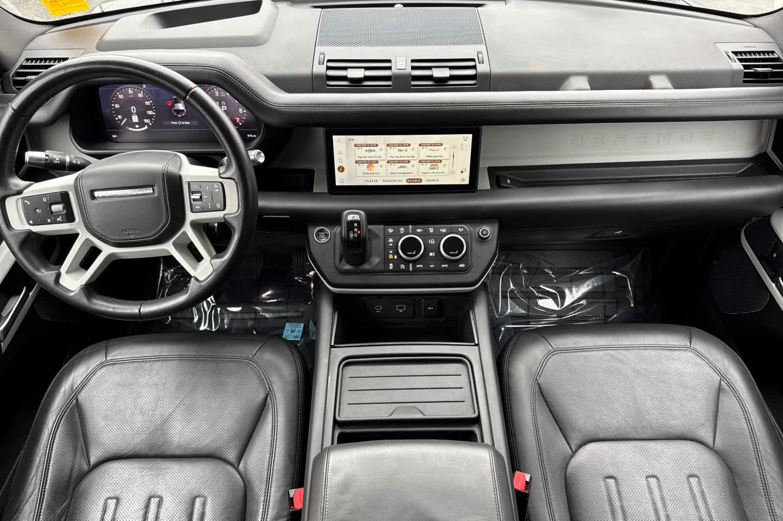 Thumbnail: 2020 Land Rover Defender - 3