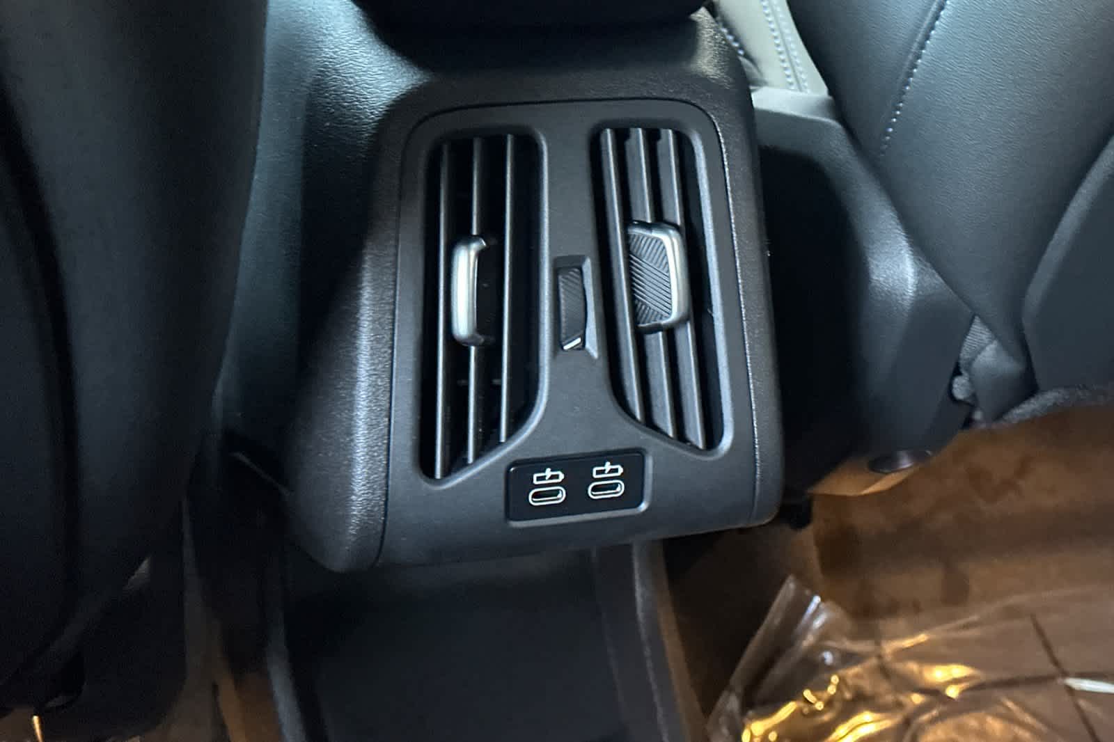 Thumbnail: 2025 BMW X1 - 16