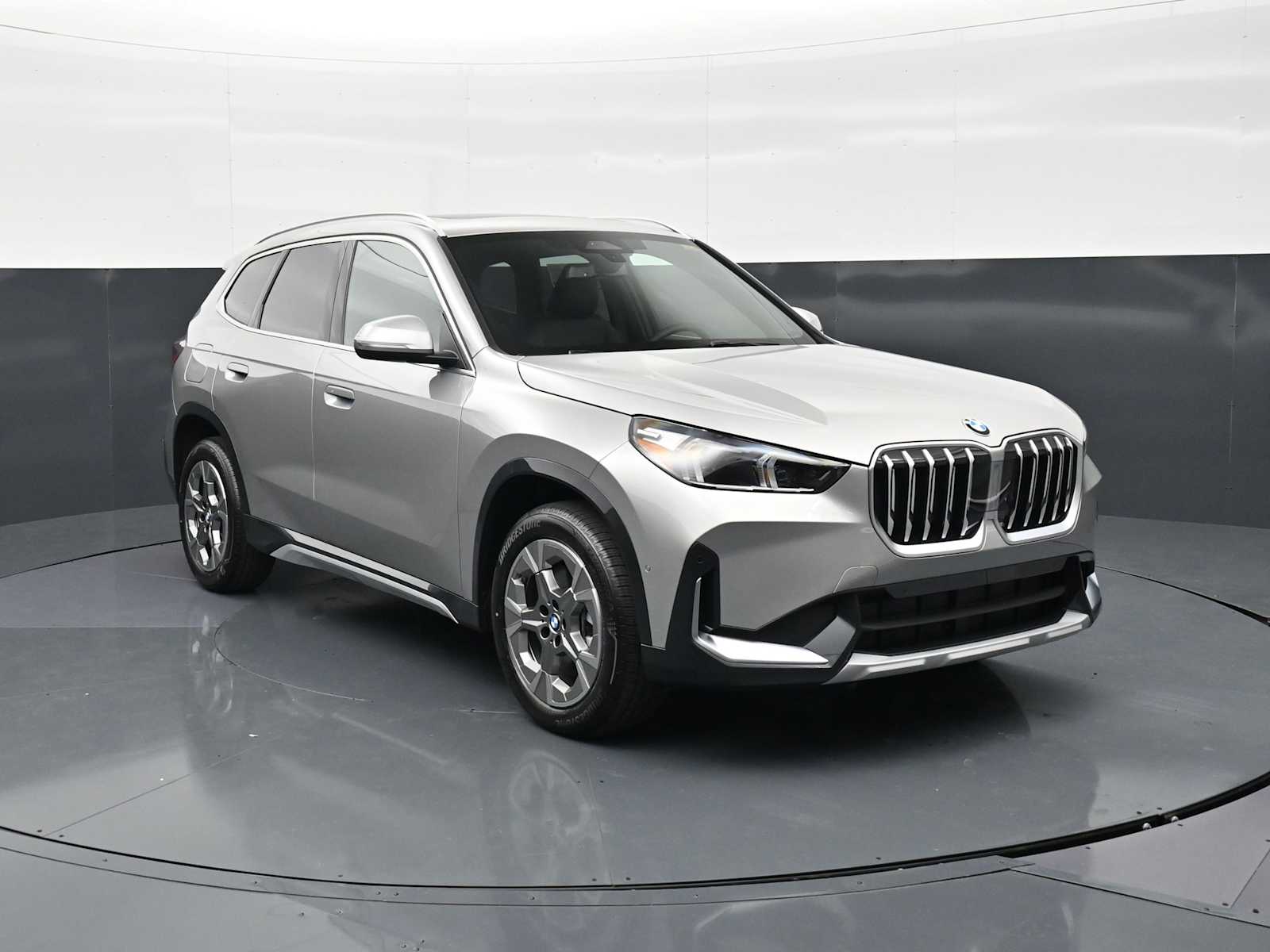 Thumbnail: 2026 BMW X1 - 3