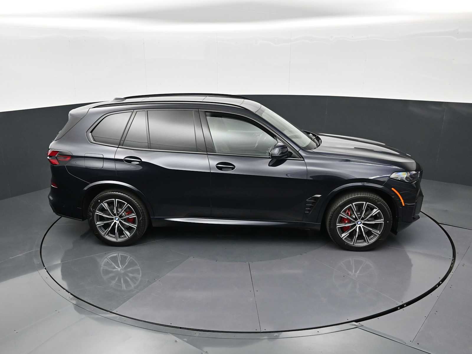 Thumbnail: 2026 BMW X5 - 18