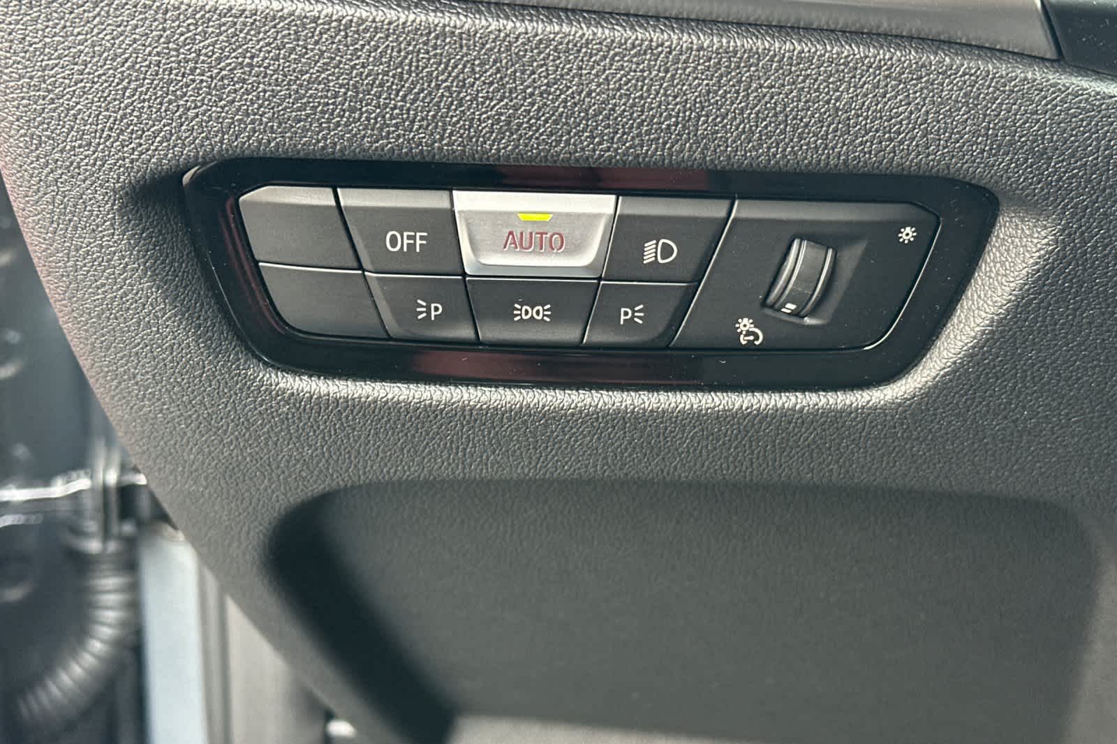 Thumbnail: 2026 BMW i4 - 31