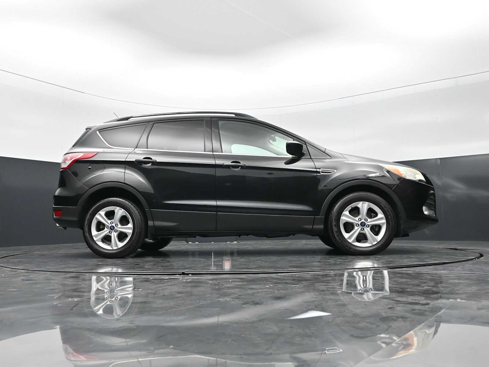 Thumbnail: 2014 Ford Escape - 27