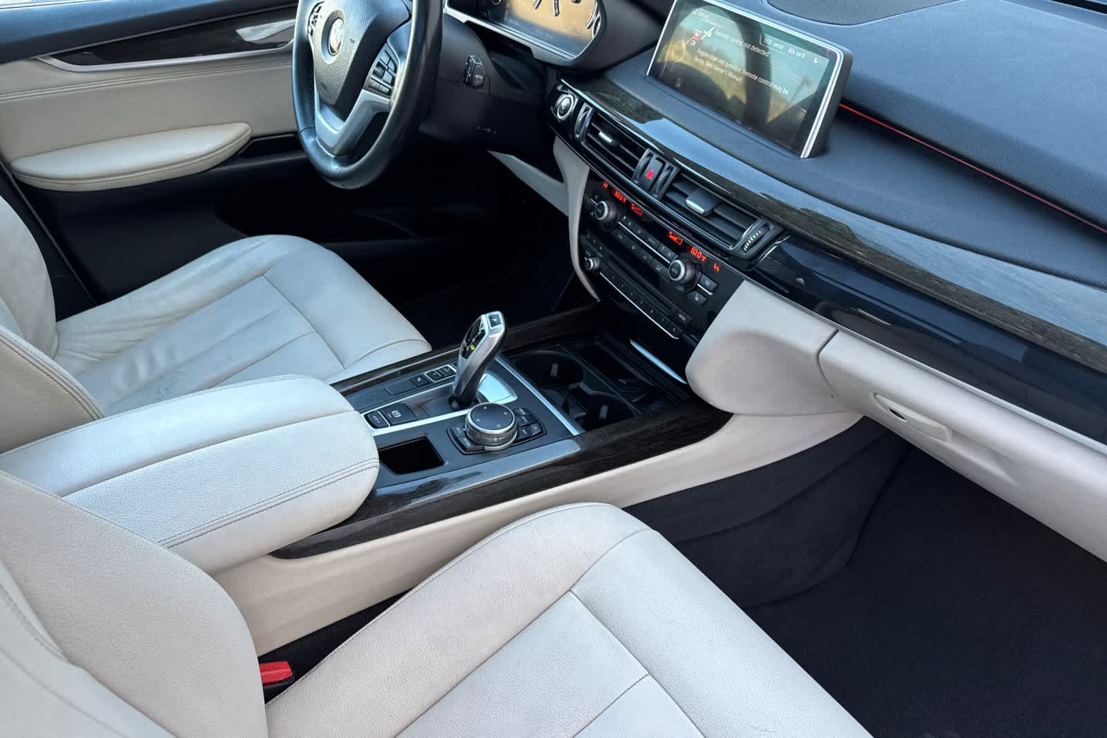 Thumbnail: 2015 BMW X5 - 17