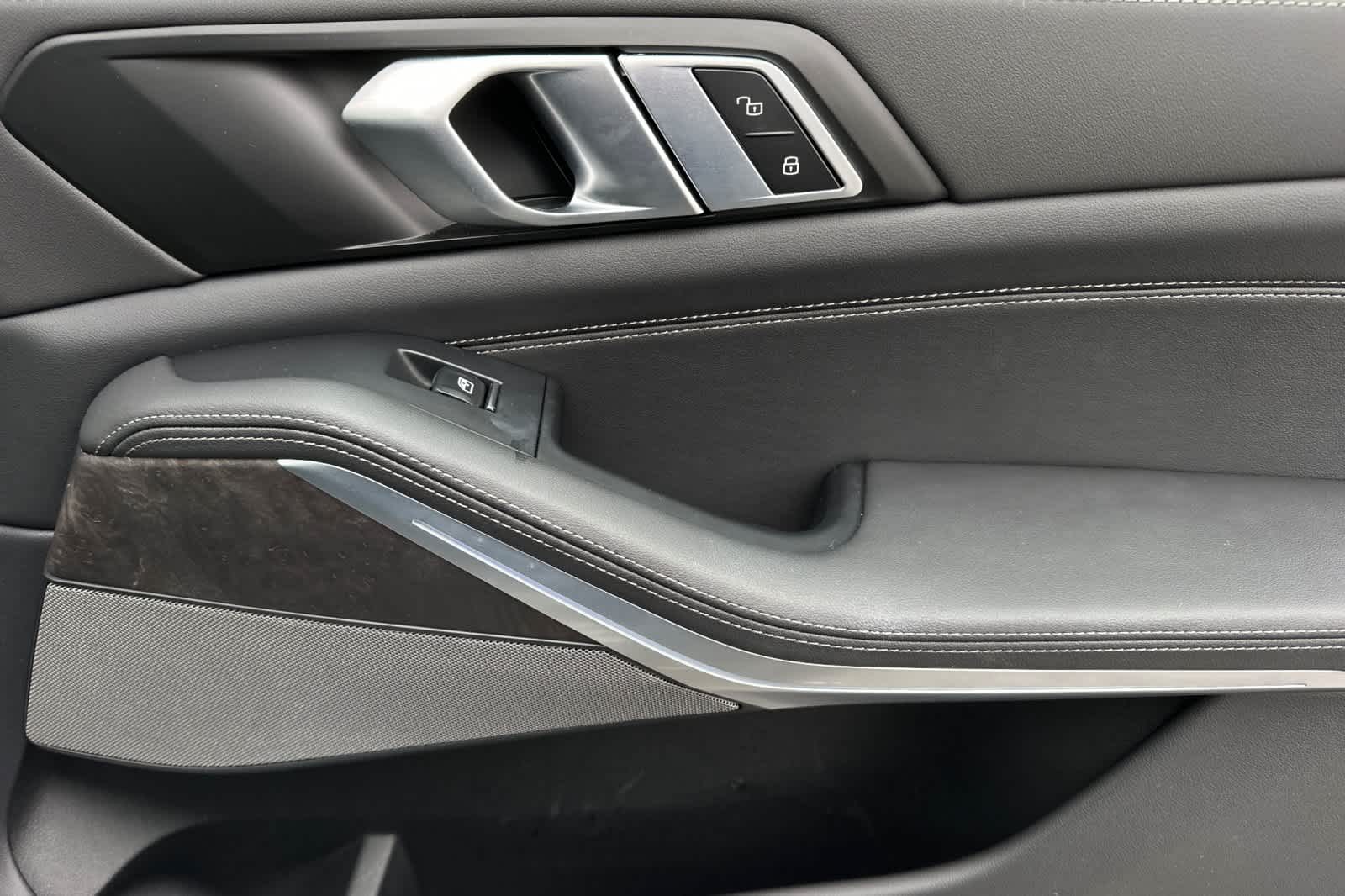 Thumbnail: 2025 BMW X5 - 19