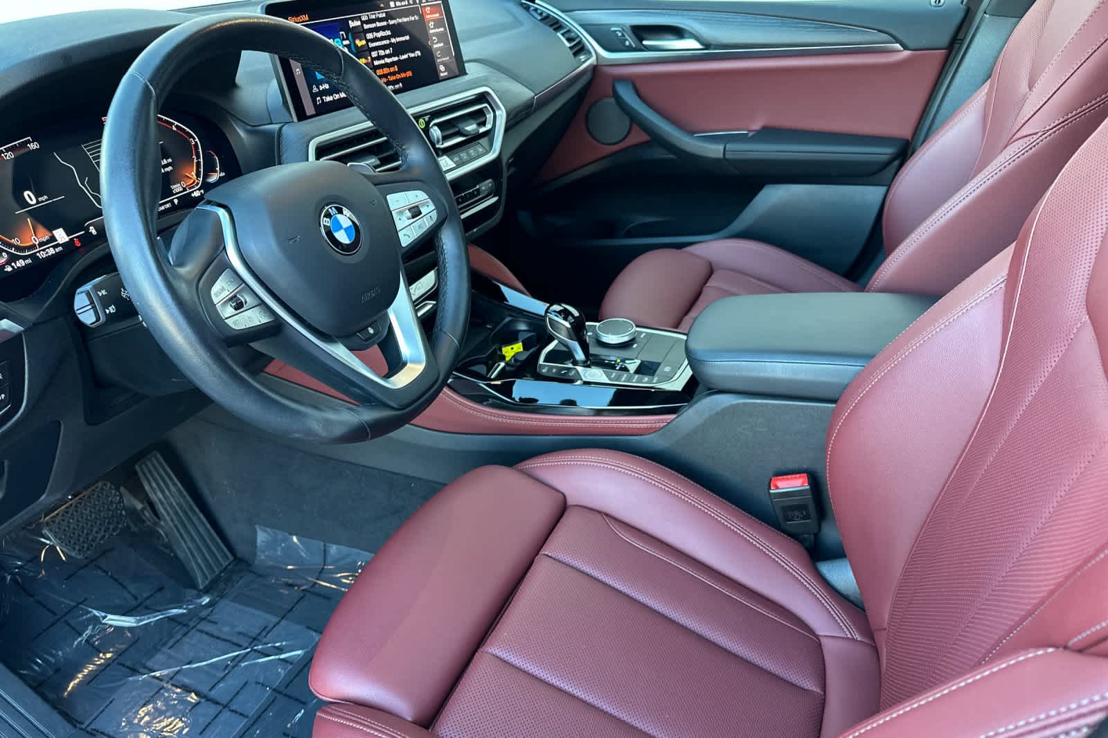 Thumbnail: 2023 BMW X4 - 11