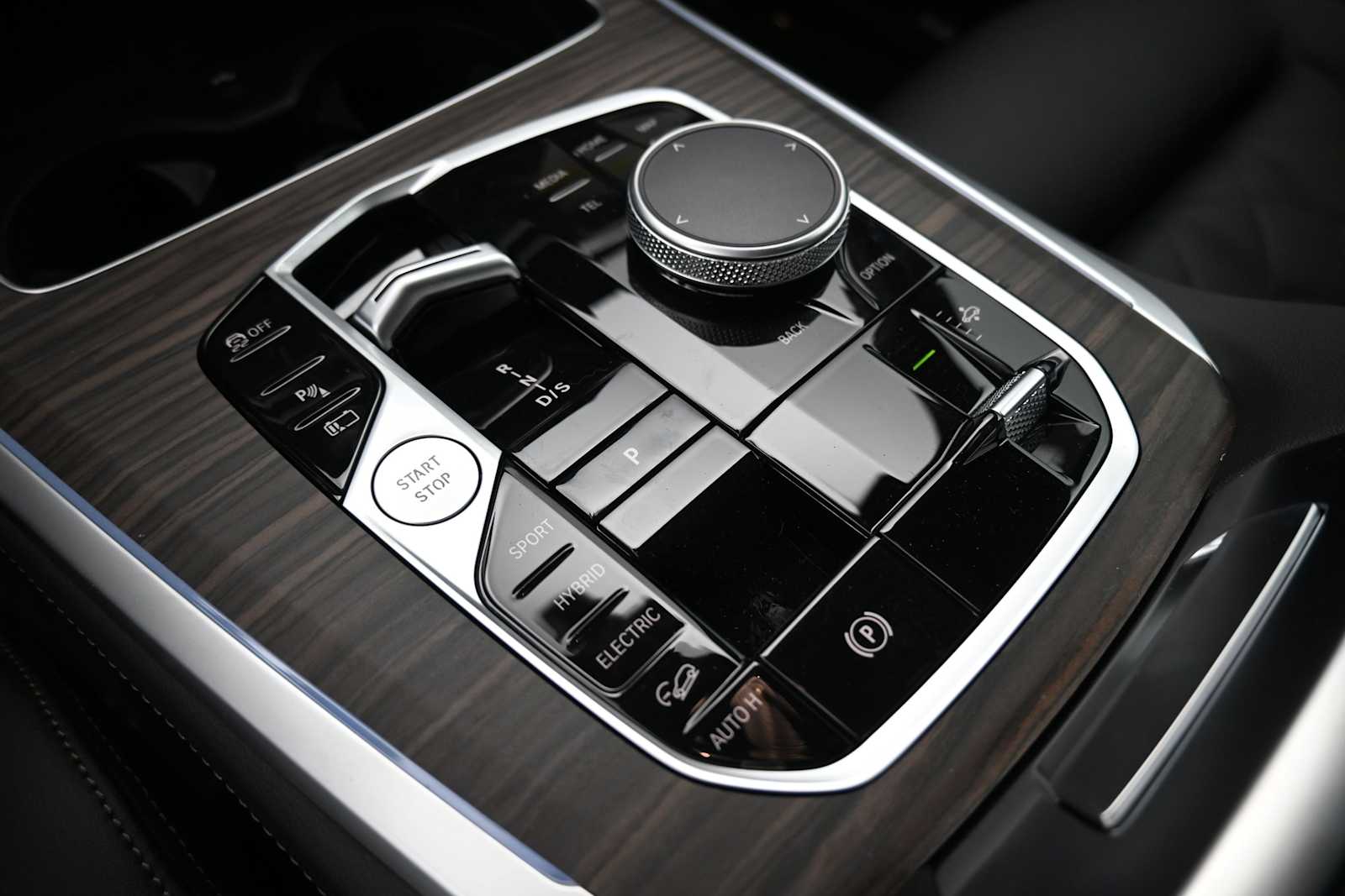 Thumbnail: 2026 BMW X5 - 11