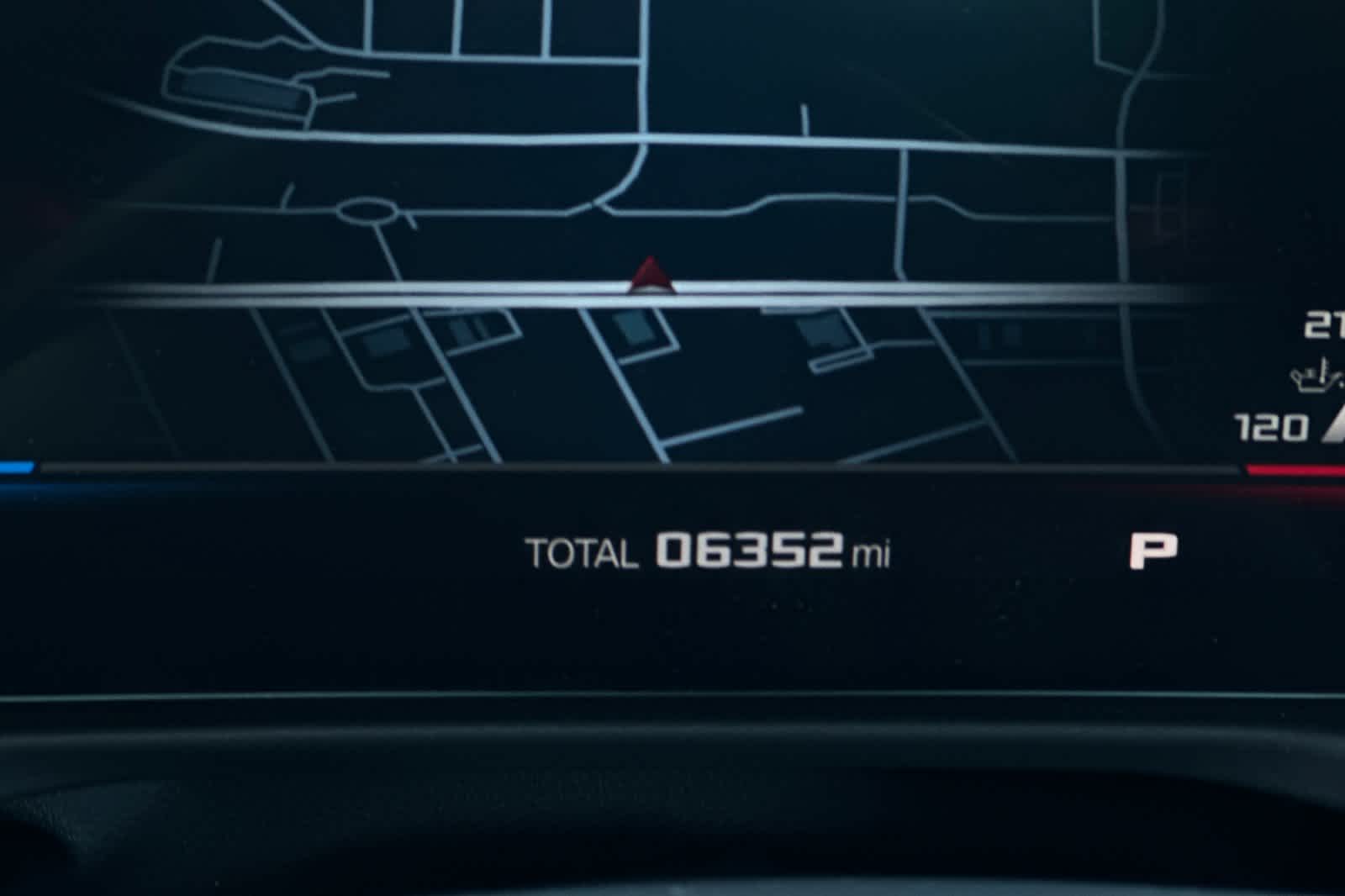 Thumbnail: 2023 BMW M2 - 30