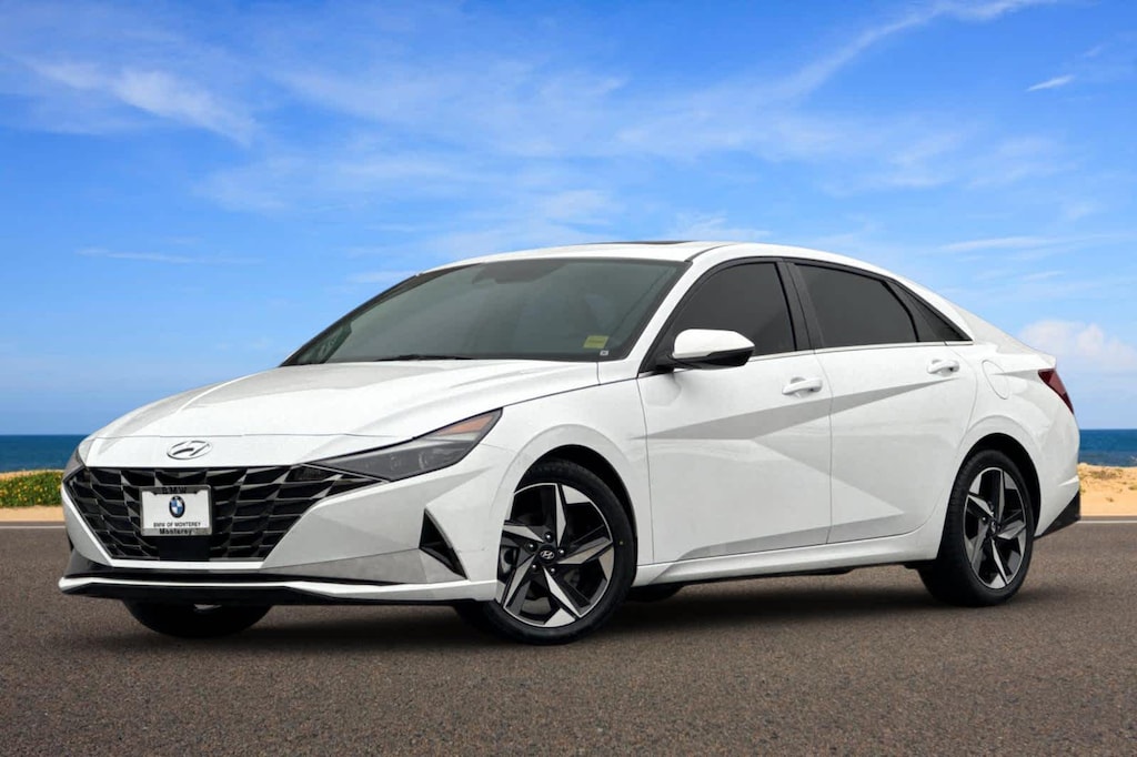 Used 2023 Hyundai Elantra Limited Sedan