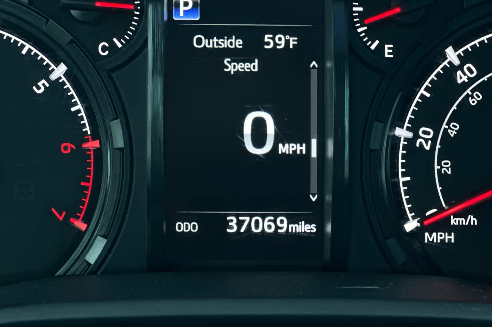 Thumbnail: 2023 Toyota 4Runner - 30