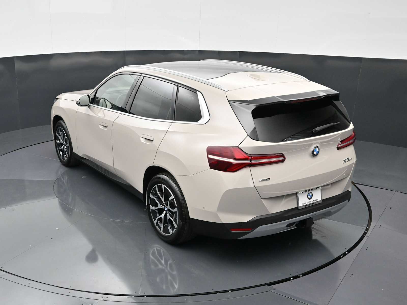 Thumbnail: 2026 BMW X3 - 23