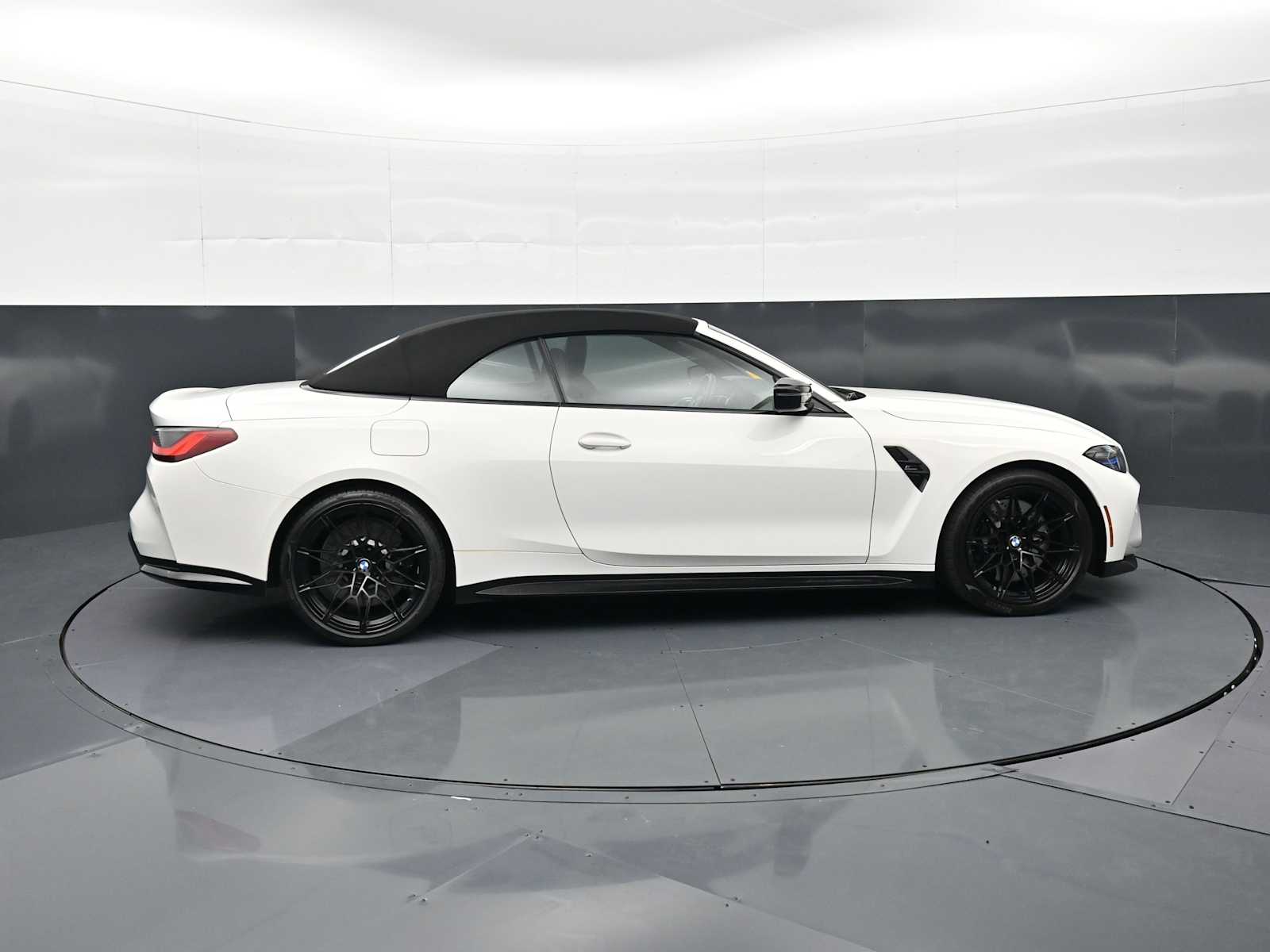 Thumbnail: 2022 BMW M4 - 3