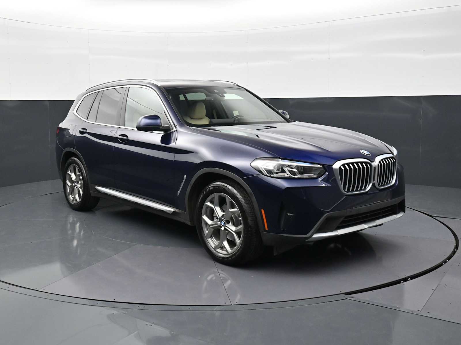 Thumbnail: 2022 BMW X3 - 3