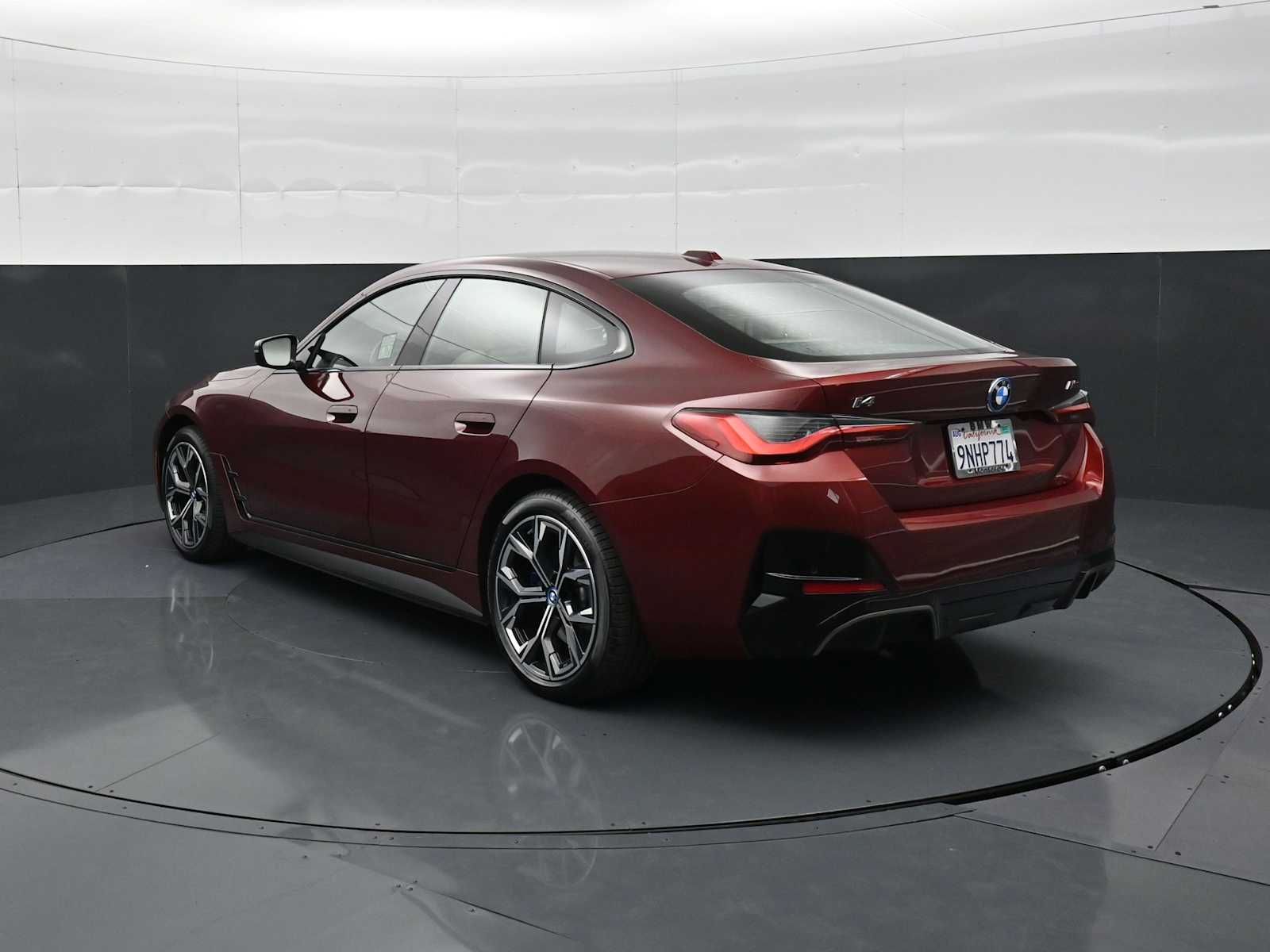 2024 BMW i4 M50 - Photo 7