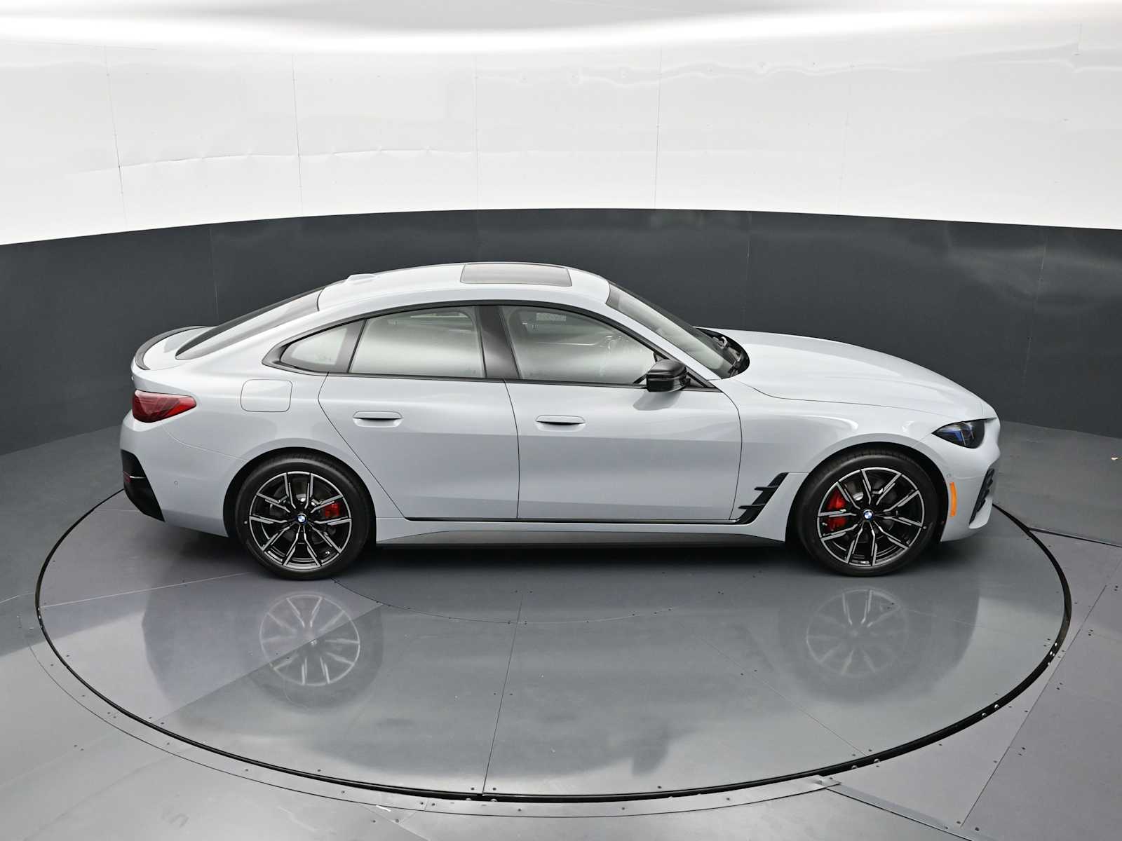 Thumbnail: 2026 BMW i4 - 20
