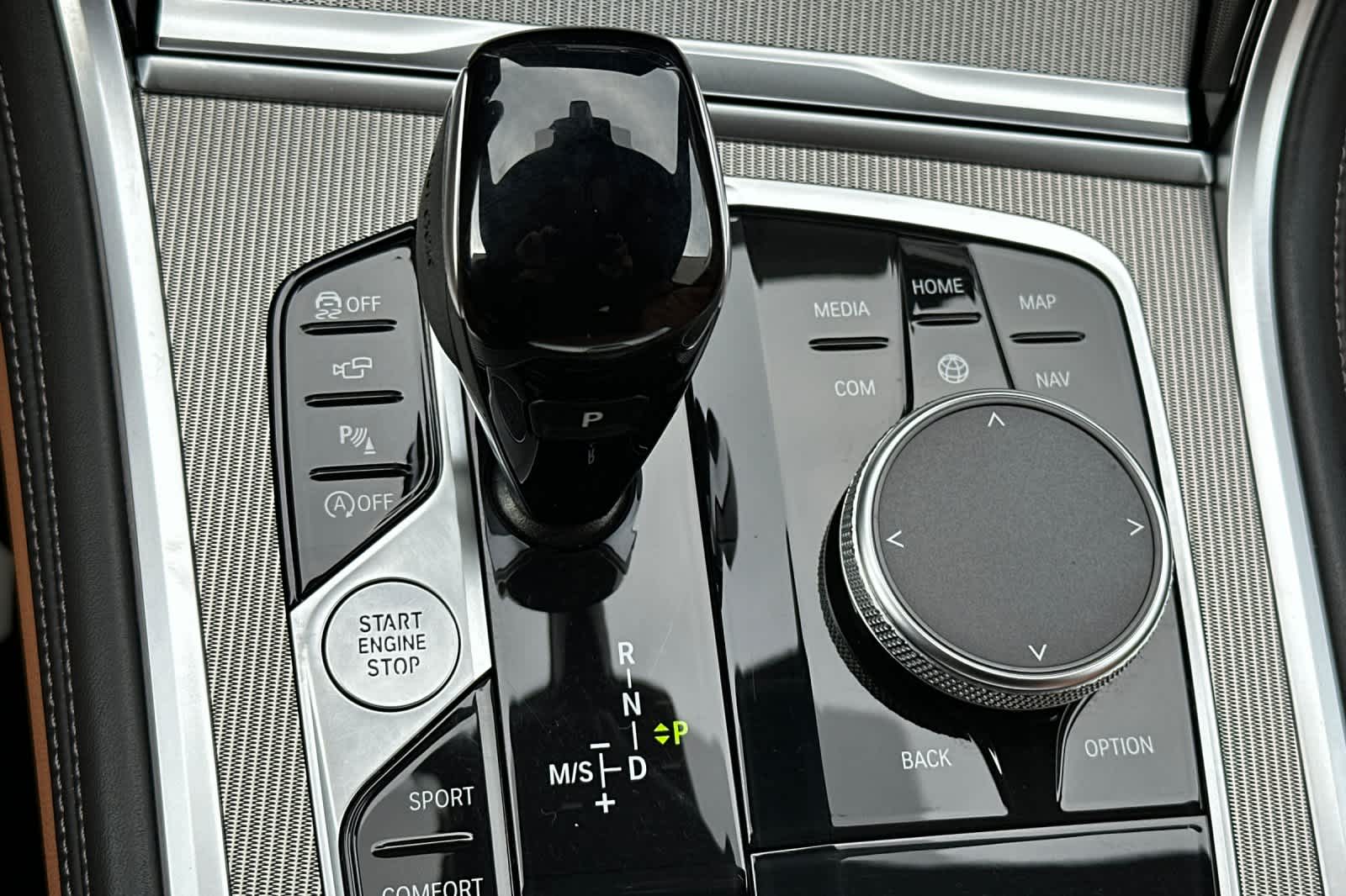 Thumbnail: 2024 BMW 8 Series - 23