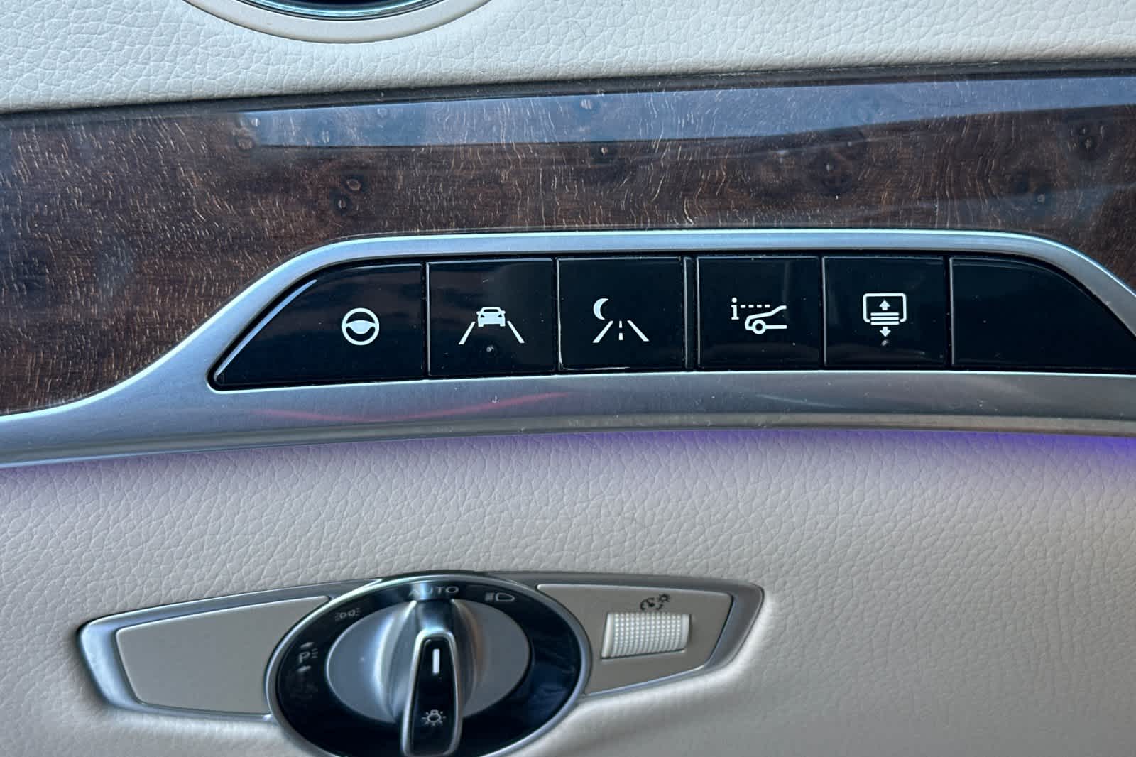 Thumbnail: 2018 Mercedes-Benz S-Class - 31