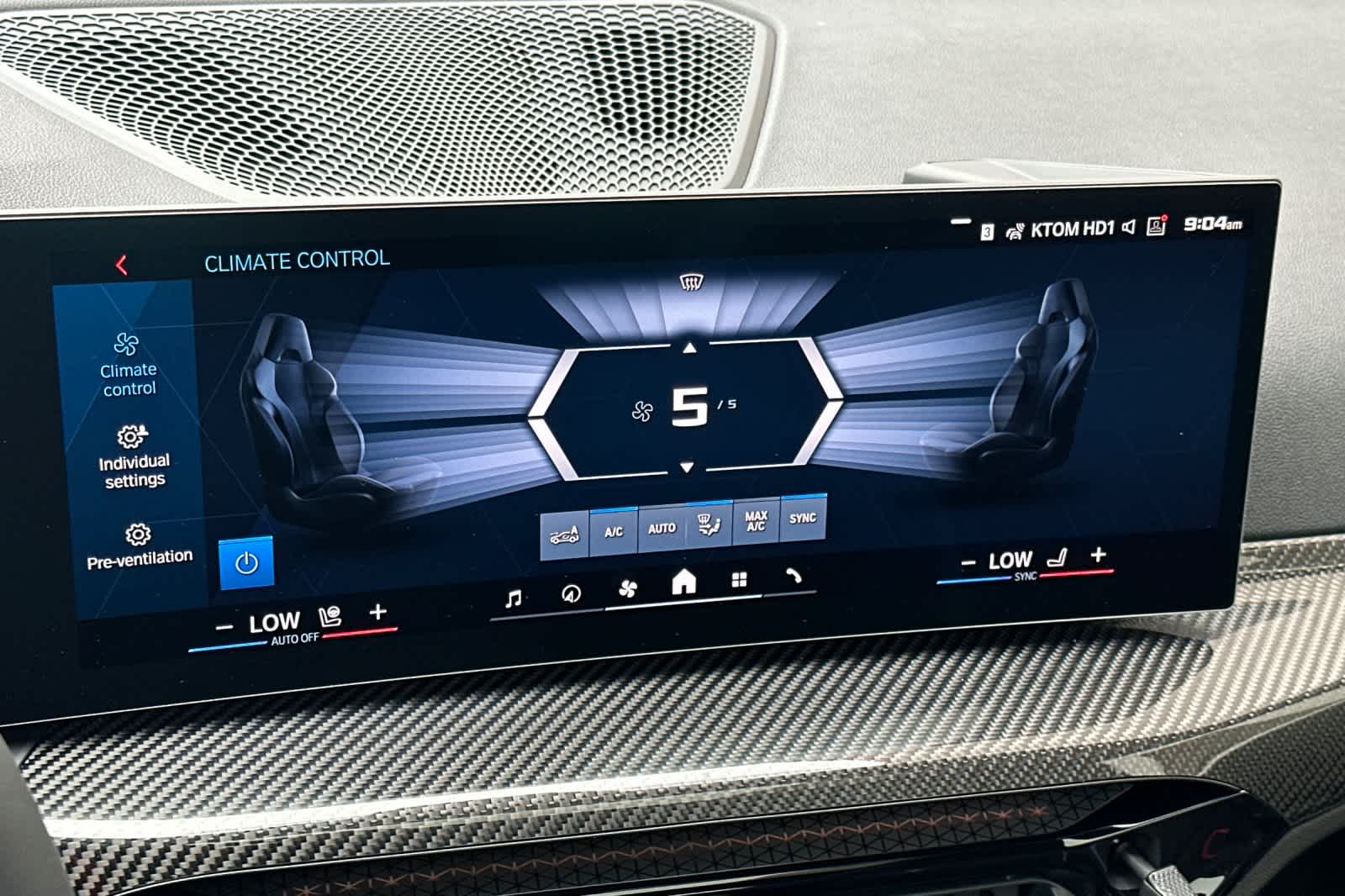 Thumbnail: 2025 BMW M2 - 20