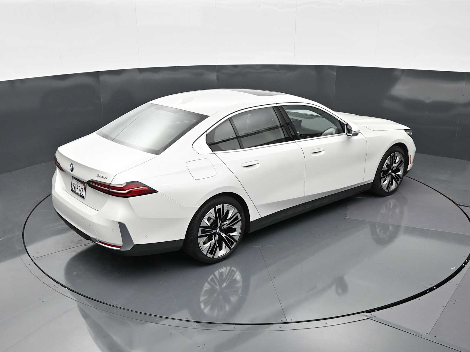 2026 BMW 5 Series 530i - Photo 20