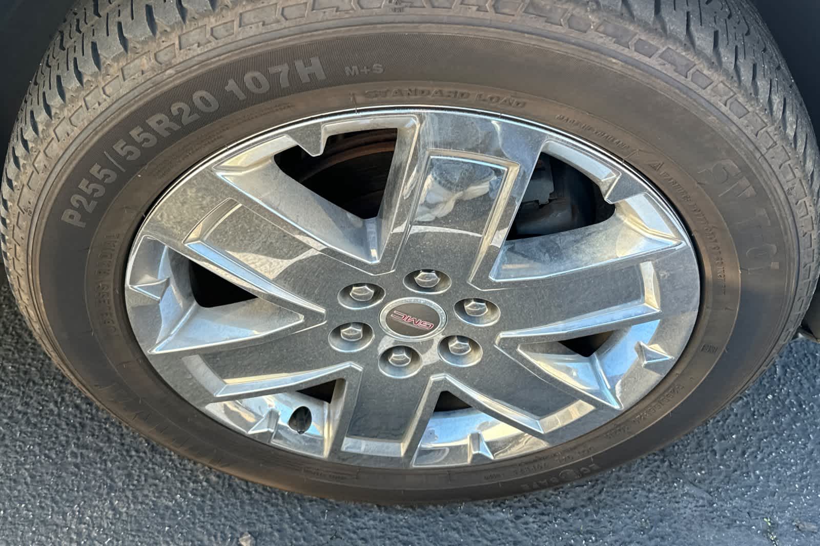 Thumbnail: 2015 GMC Acadia - 11