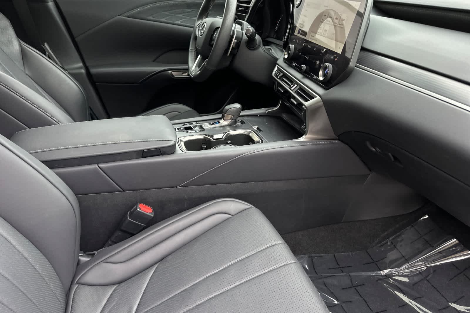 Thumbnail: 2024 Lexus RX - 16