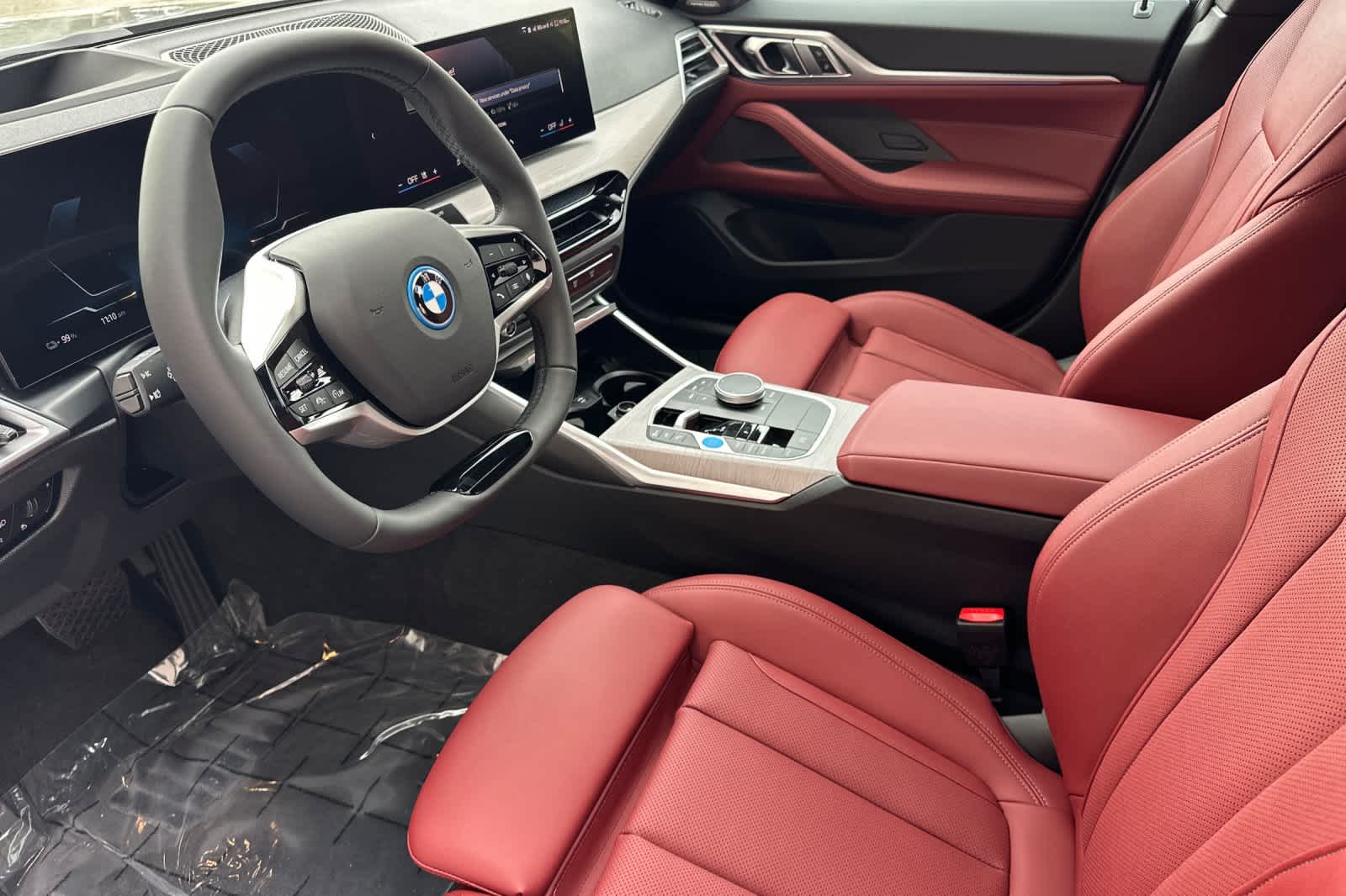 Thumbnail: 2026 BMW i4 - 12