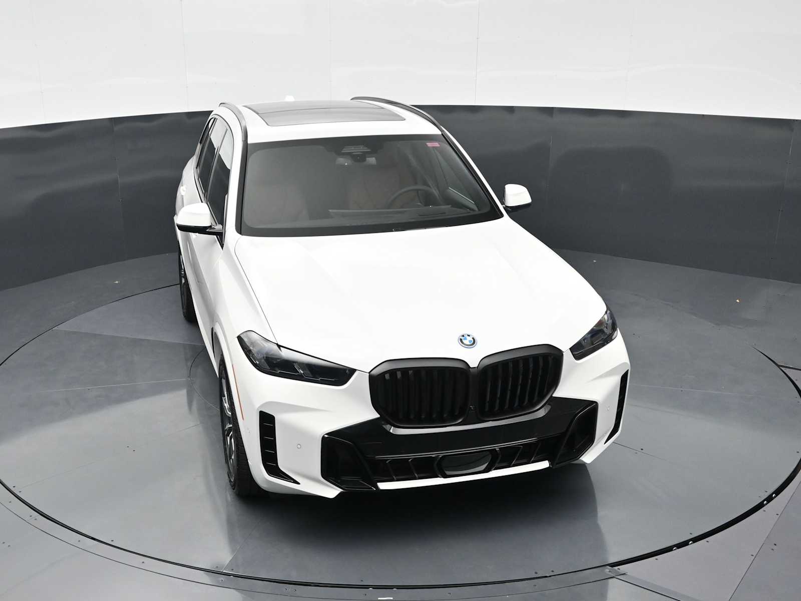 Thumbnail: 2026 BMW X5 - 19