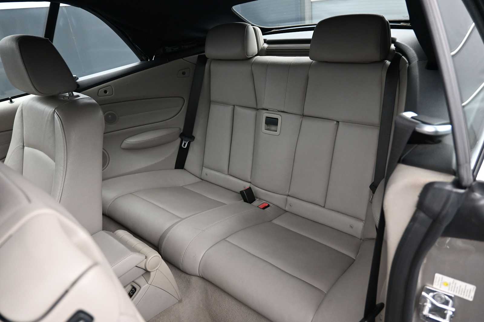 Thumbnail: 2008 BMW 1 Series - 14