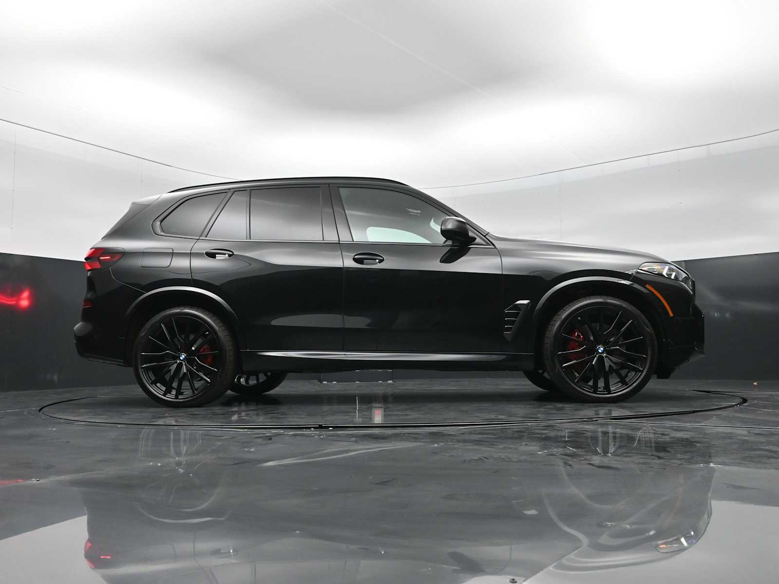 Thumbnail: 2026 BMW X5 - 28