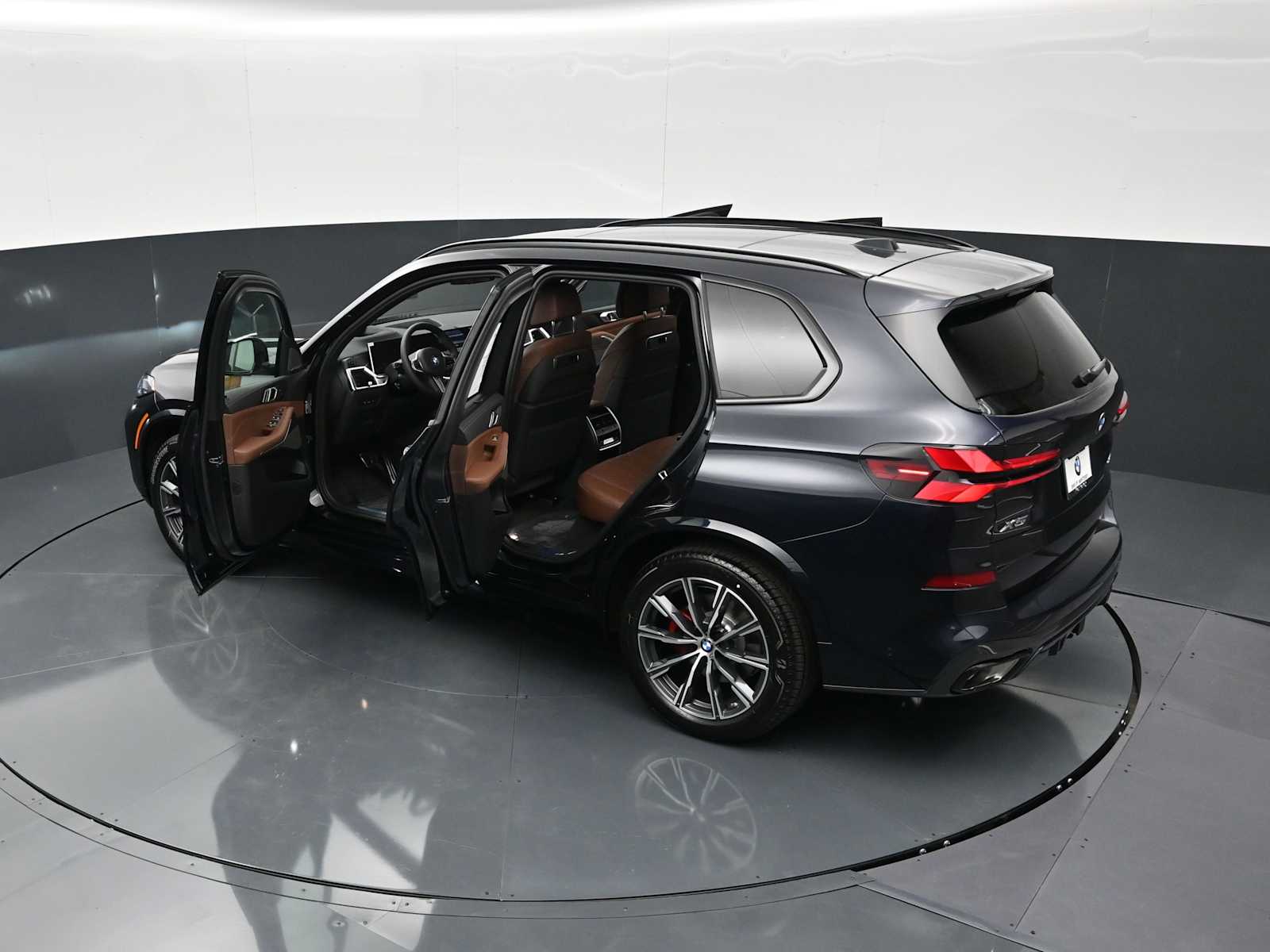 Thumbnail: 2026 BMW X5 - 32