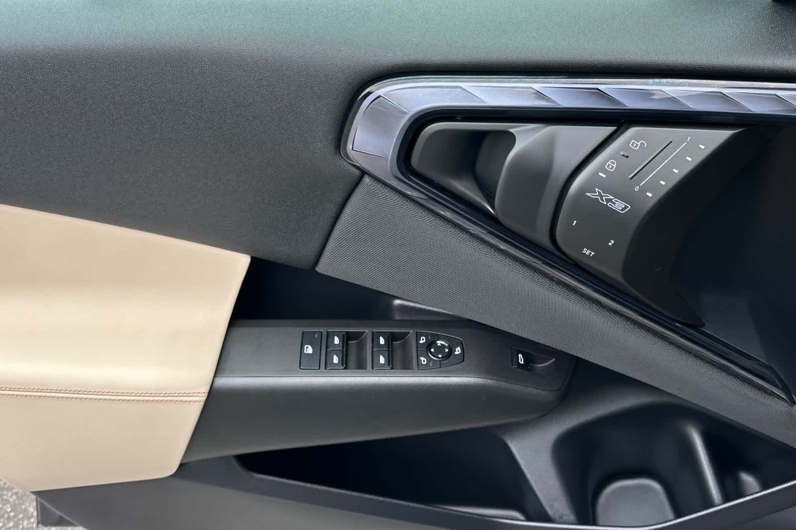 Thumbnail: 2025 BMW X3 - 13