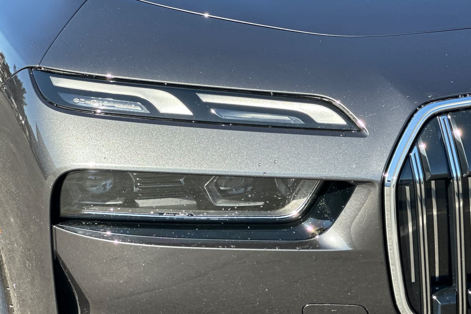 Thumbnail: 2025 BMW i7 - 29
