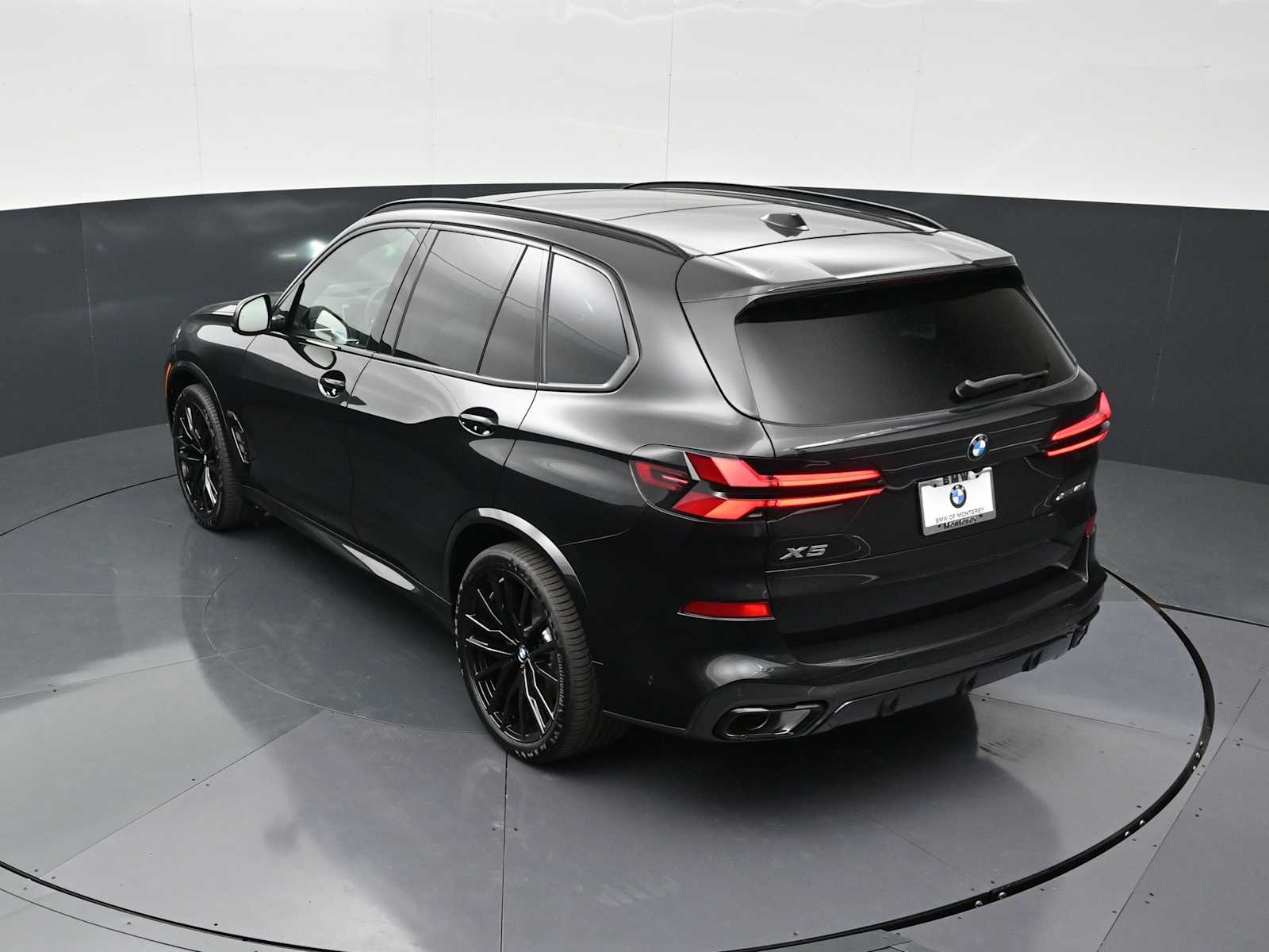 Thumbnail: 2026 BMW X5 - 23
