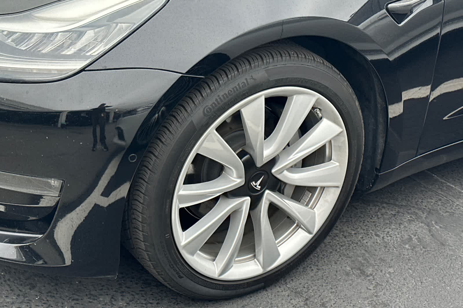 Thumbnail: 2019 Tesla Model 3 - 21