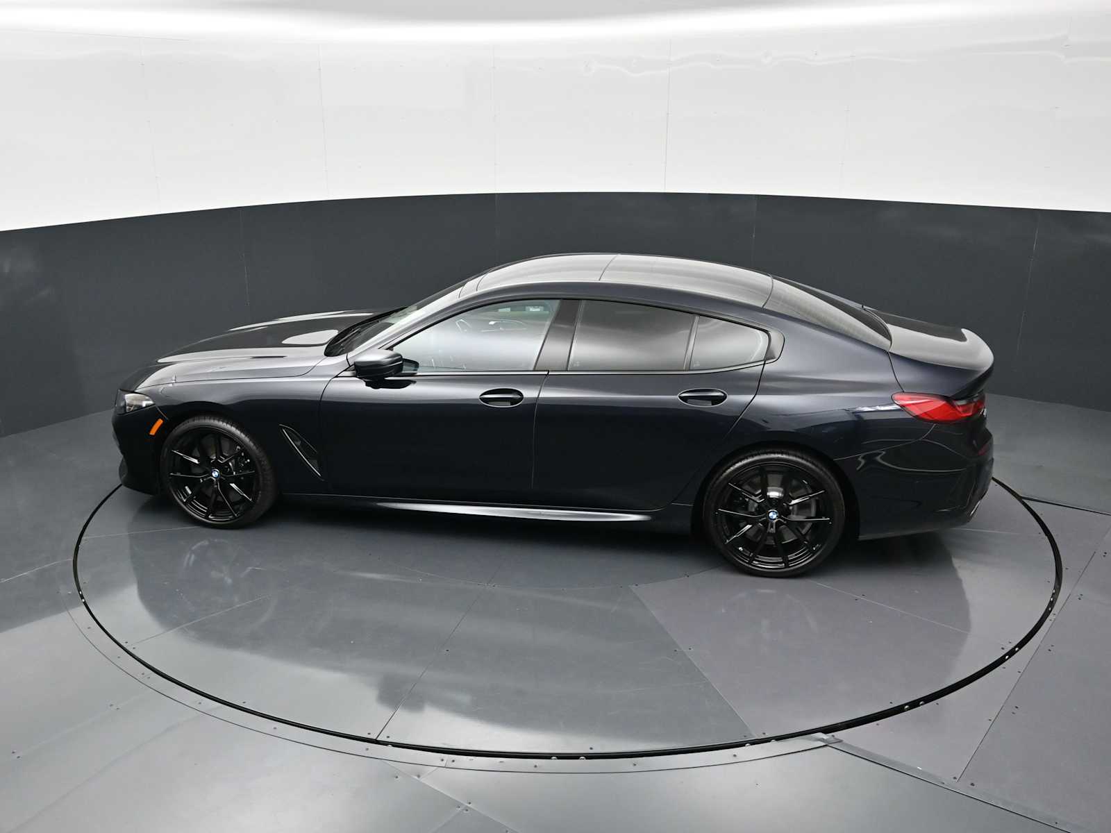 2026 BMW 8 Series 840i - Photo 22