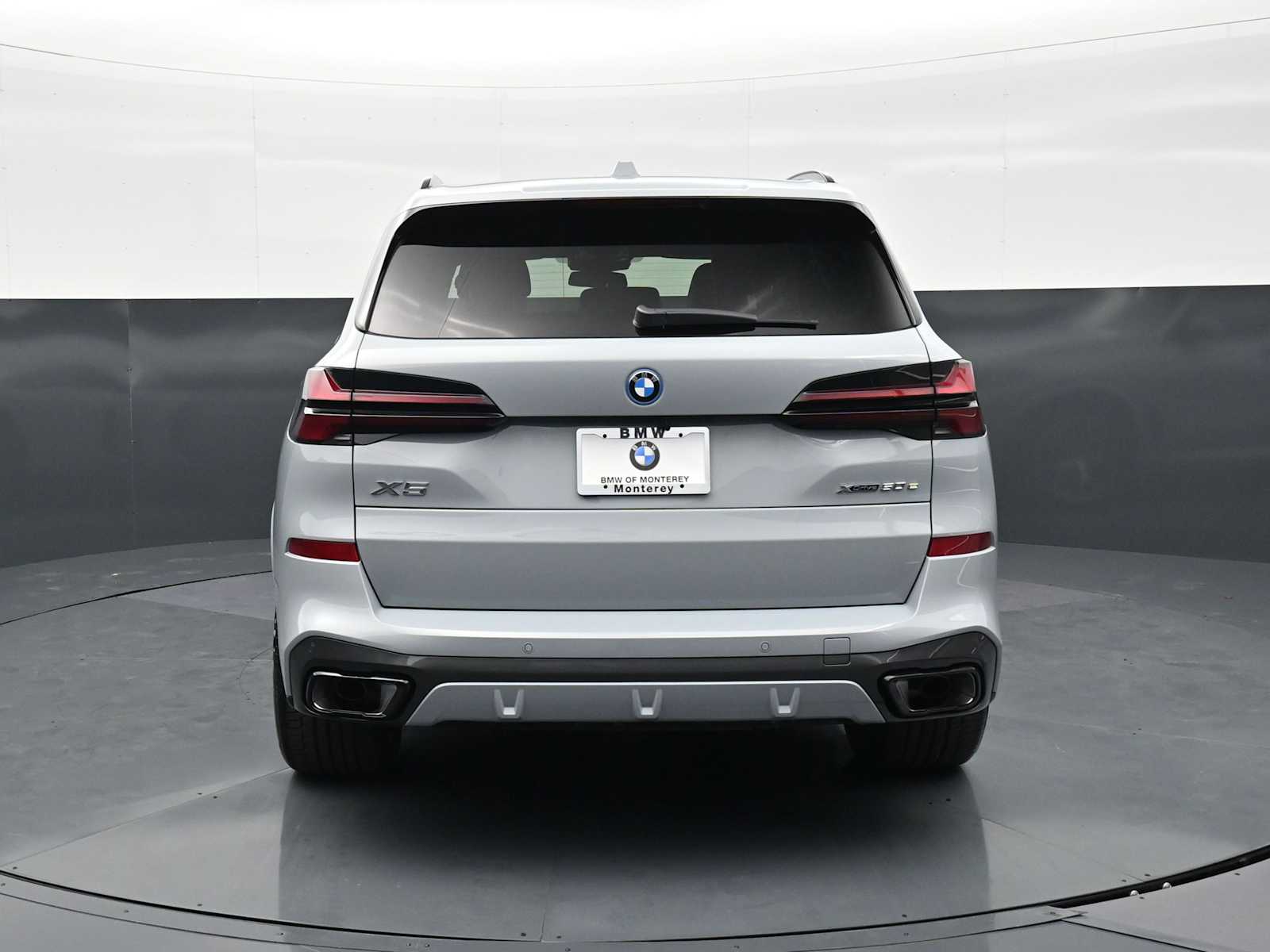 Thumbnail: 2026 BMW X5 - 6