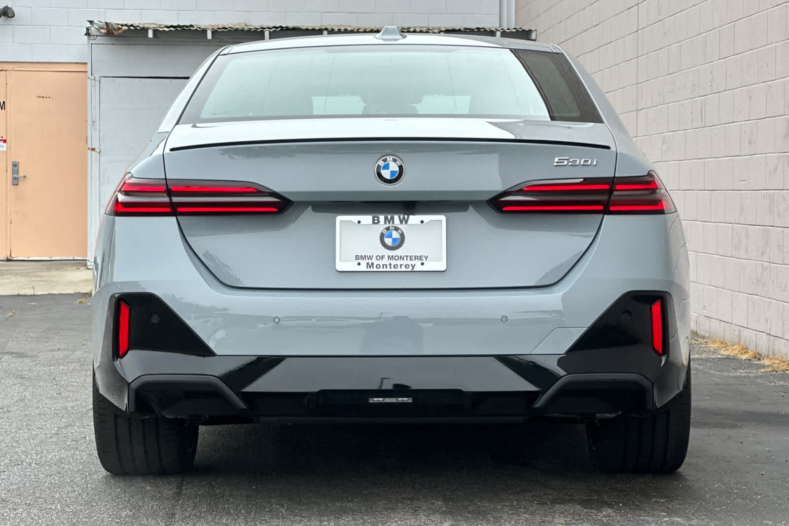 Thumbnail: 2024 BMW 5 Series - 7