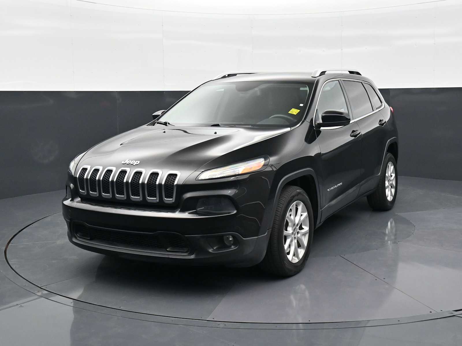Thumbnail: 2014 Jeep Cherokee - 7