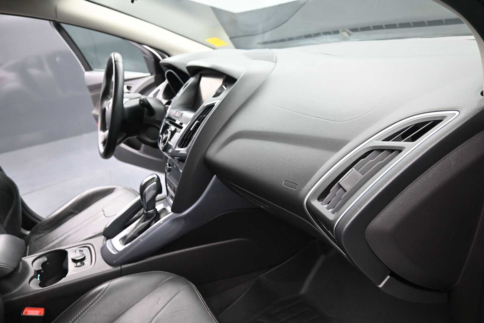 2014 Ford Focus Titanium - Photo 13