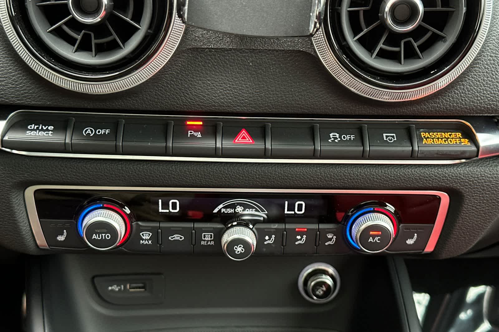 Thumbnail: 2019 Audi S3 - 23