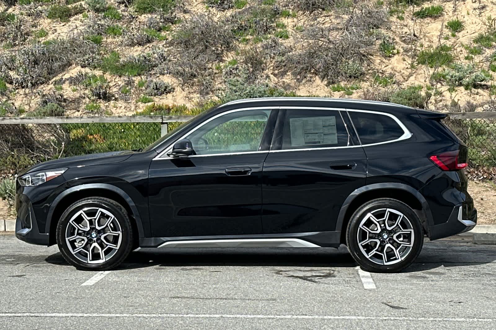 Thumbnail: 2026 BMW X1 - 5