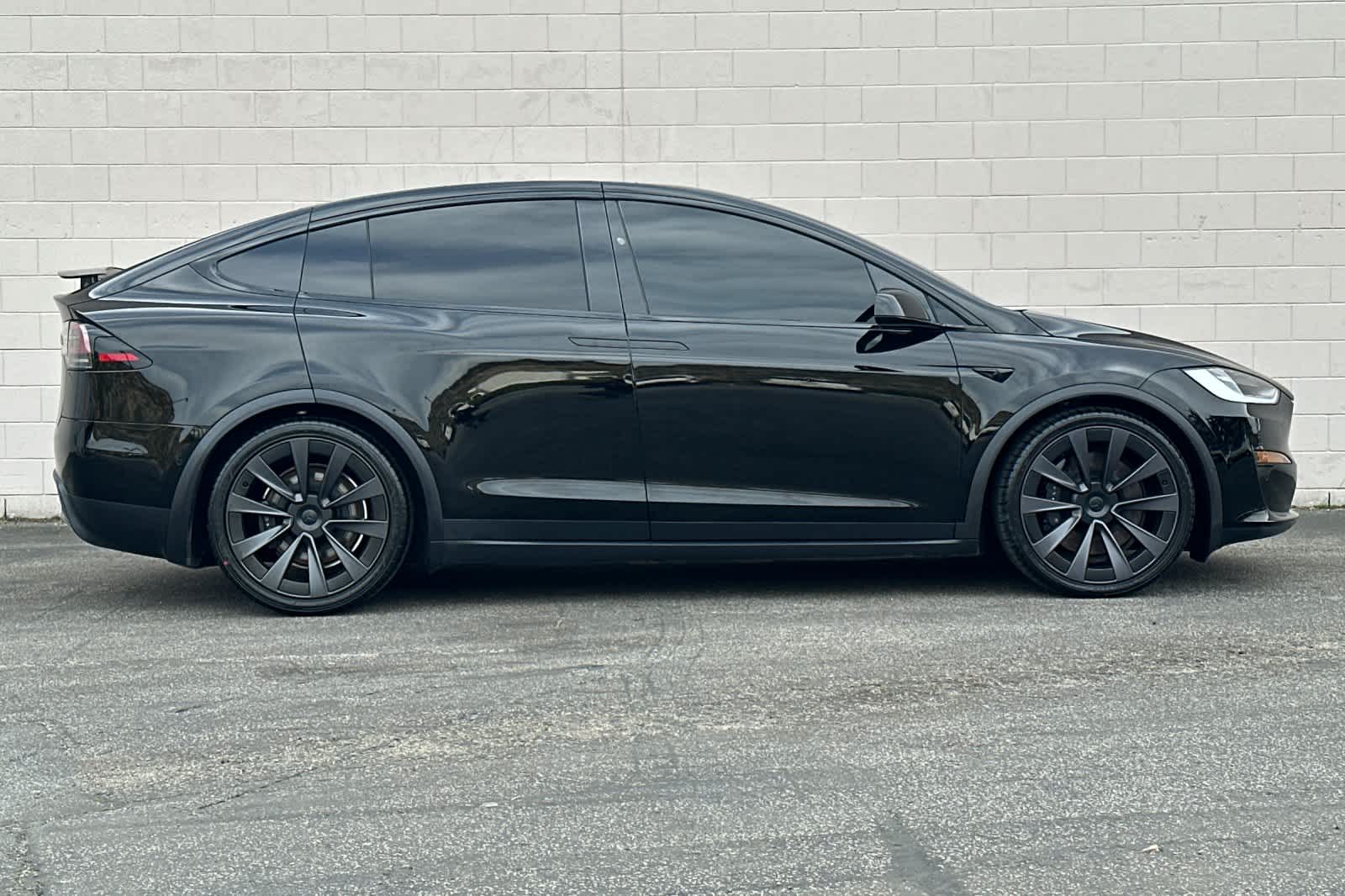 Thumbnail: 2022 Tesla Model X - 6