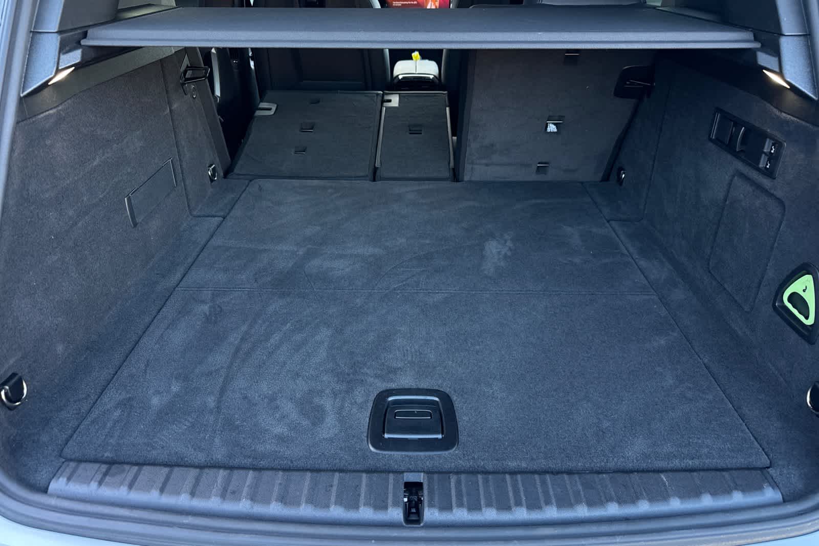 Thumbnail: 2025 BMW iX - 16