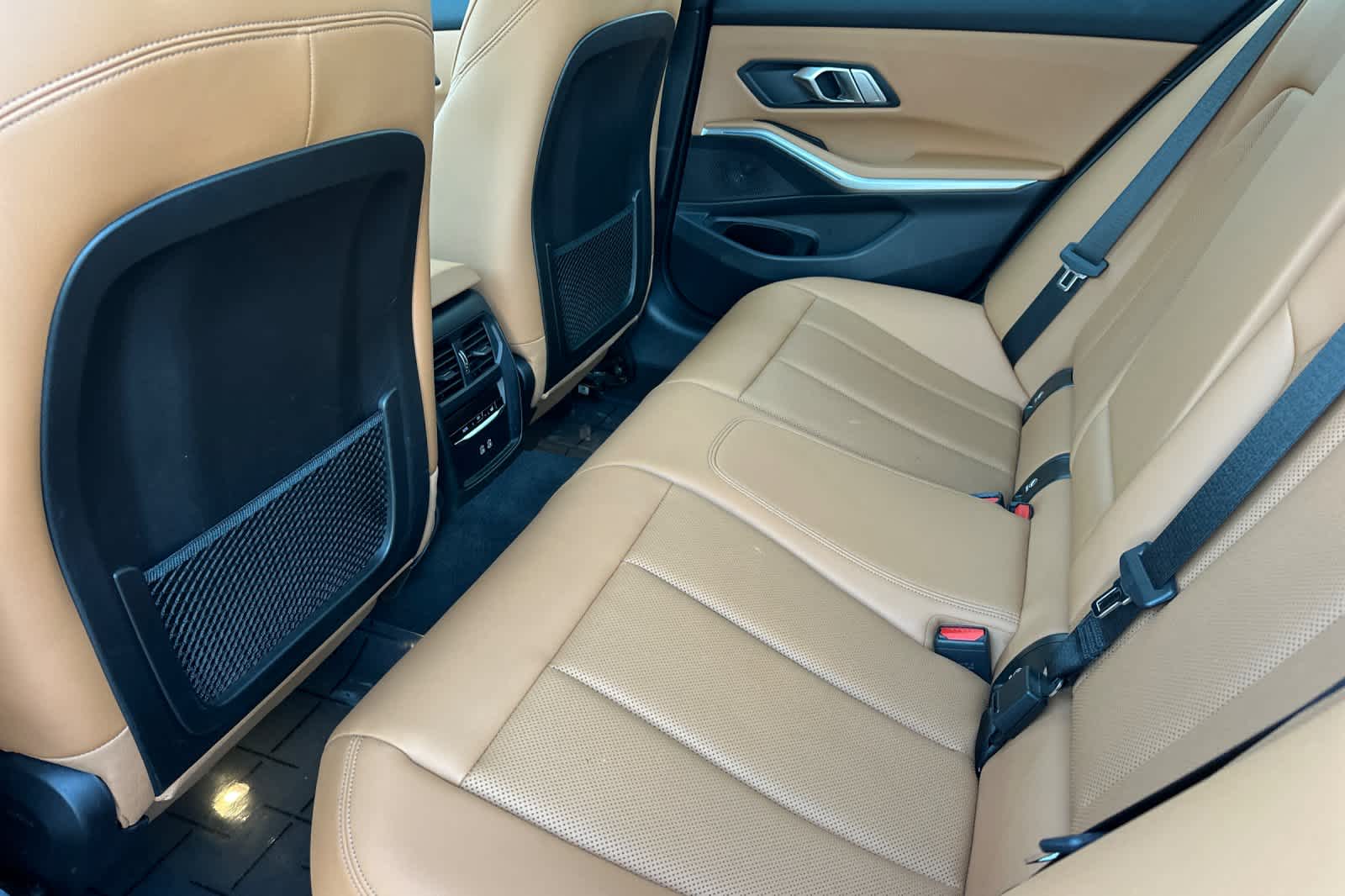 2022 Bmw 330e xDrive Sedan photo 4